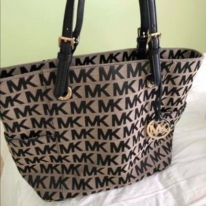 MK Tote